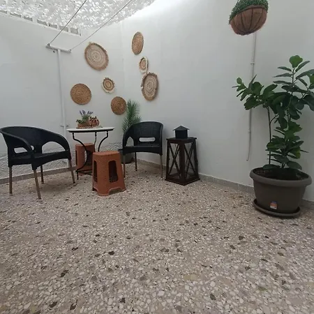 Helena's House شقة إرموبولّي