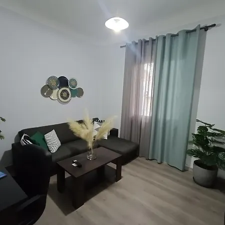 Апартаменты Helena's House *