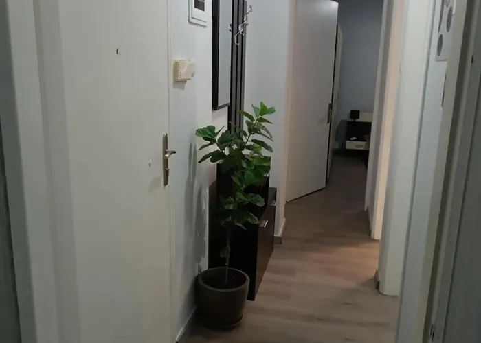 Helena's House Апартаменты